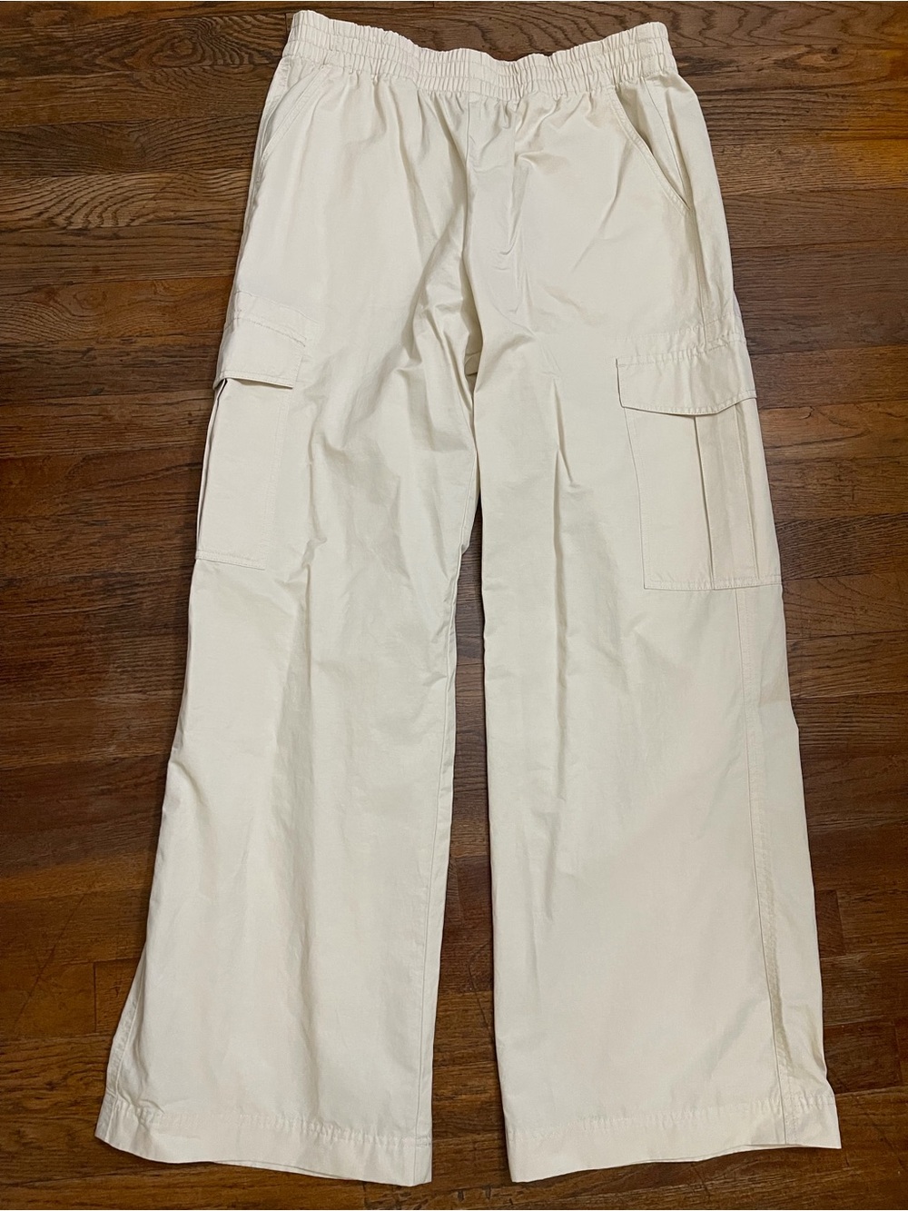 Abercrombie & Fitch Cream Women’s Cargo Pants